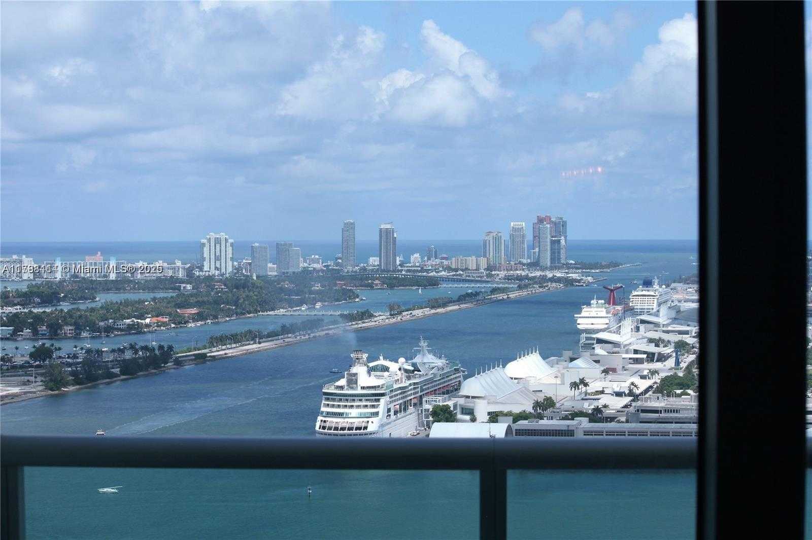Small Image of 900 BISCAYNE BLVD #3803, Miami Number 3