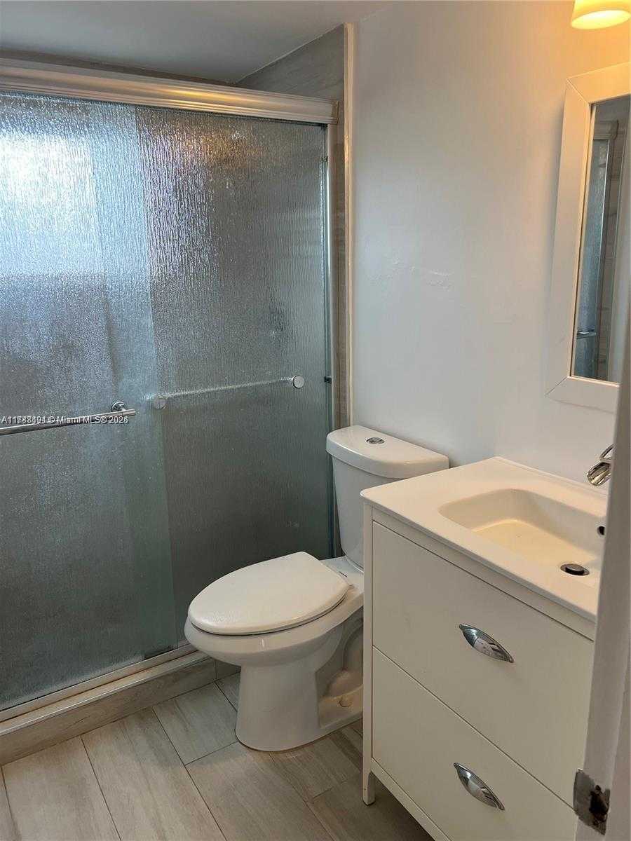 Small Image of 1500 NORTH EAST 127TH ST #114, North Miami Number 4
