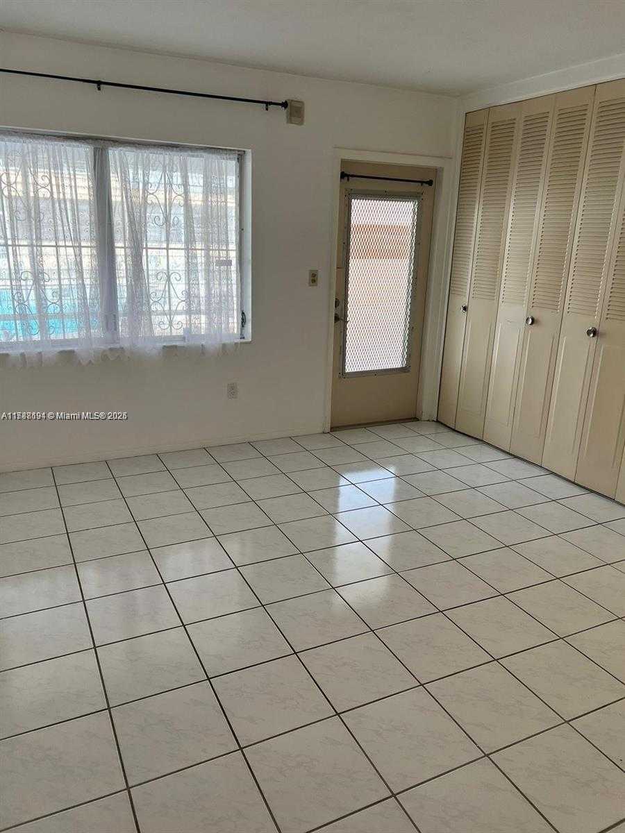 Small Image of 1500 NORTH EAST 127TH ST #114, North Miami Number 8