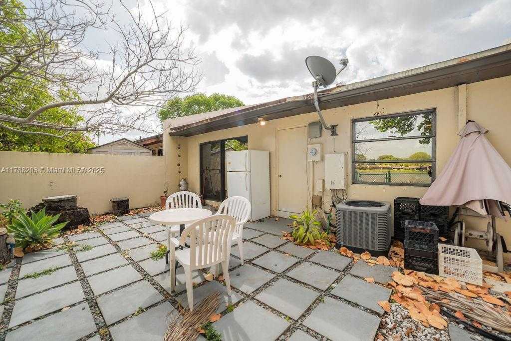 Small Image of 5229 SOUTH WEST 139TH CT, Miami Number 20