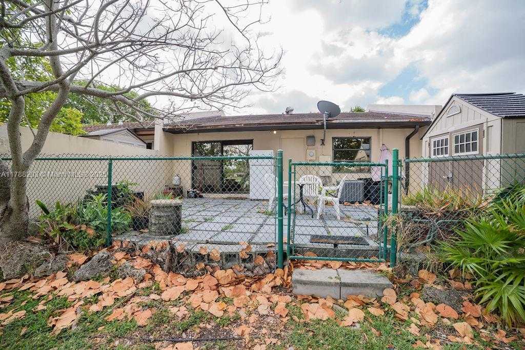 Small Image of 5229 SOUTH WEST 139TH CT, Miami Number 21
