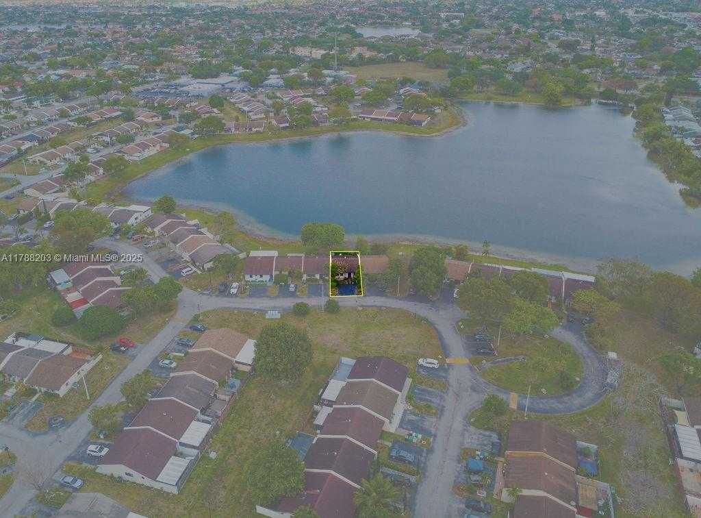 Small Image of 5229 SOUTH WEST 139TH CT, Miami Number 22