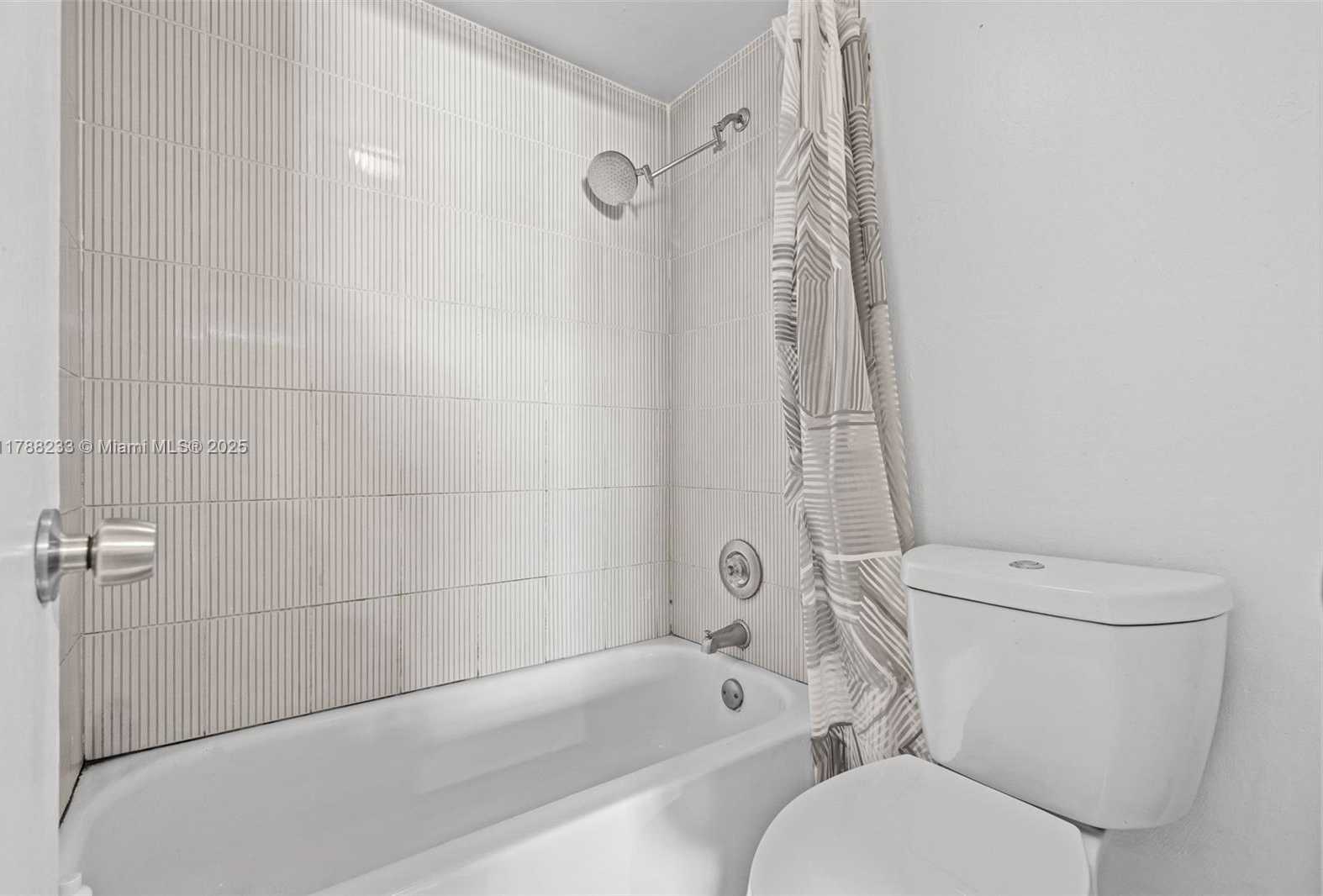 Small Image of 1205 MARIPOSA AVE #413, Coral Gables Number 21