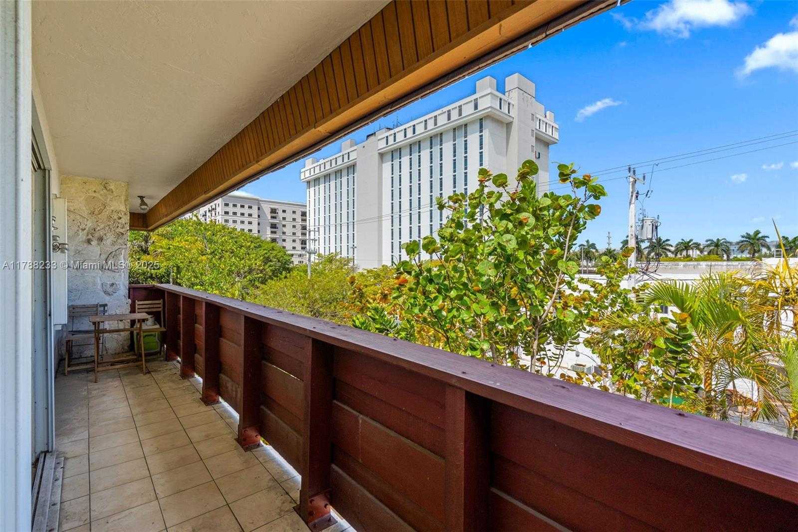 Small Image of 1205 MARIPOSA AVE #413, Coral Gables Number 23