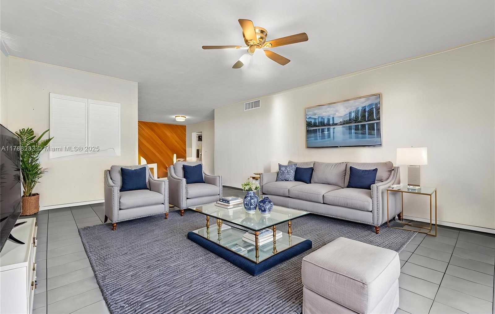 Small Image of 1205 MARIPOSA AVE #413, Coral Gables Number 4
