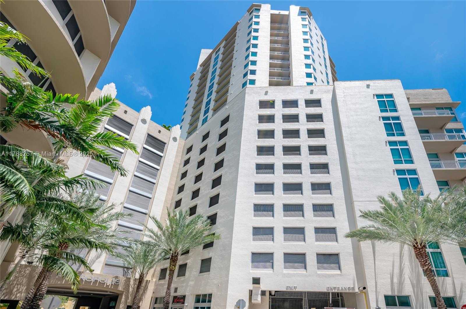 Small Image of 9066 SOUTH WEST 73RD CT #908, Miami Number 29