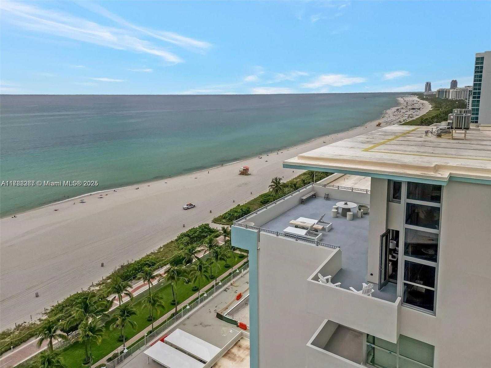 Small Image of 2899 COLLINS AVE #PHA, Miami Beach Number 3