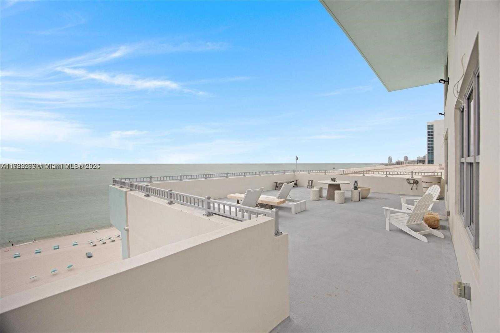 Small Image of 2899 COLLINS AVE #PHA, Miami Beach Number 44