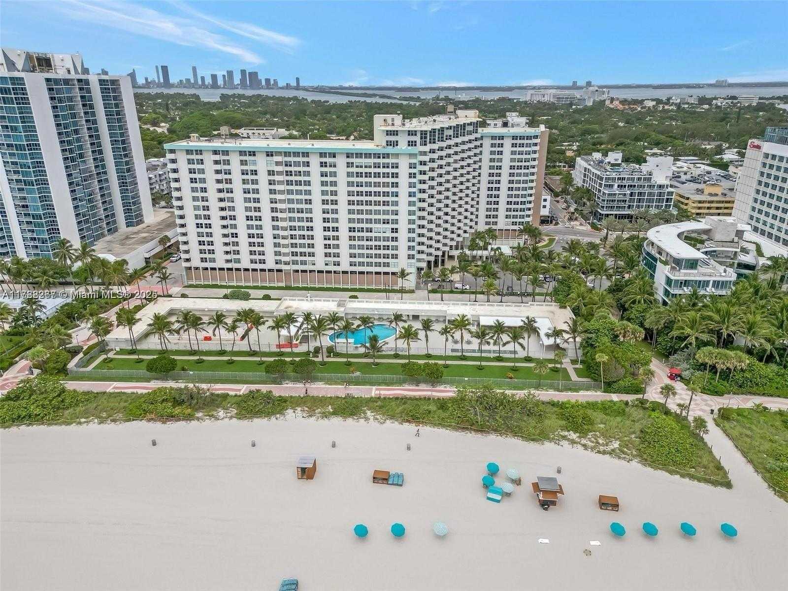 Small Image of 2899 COLLINS AVE #PHA, Miami Beach Number 64