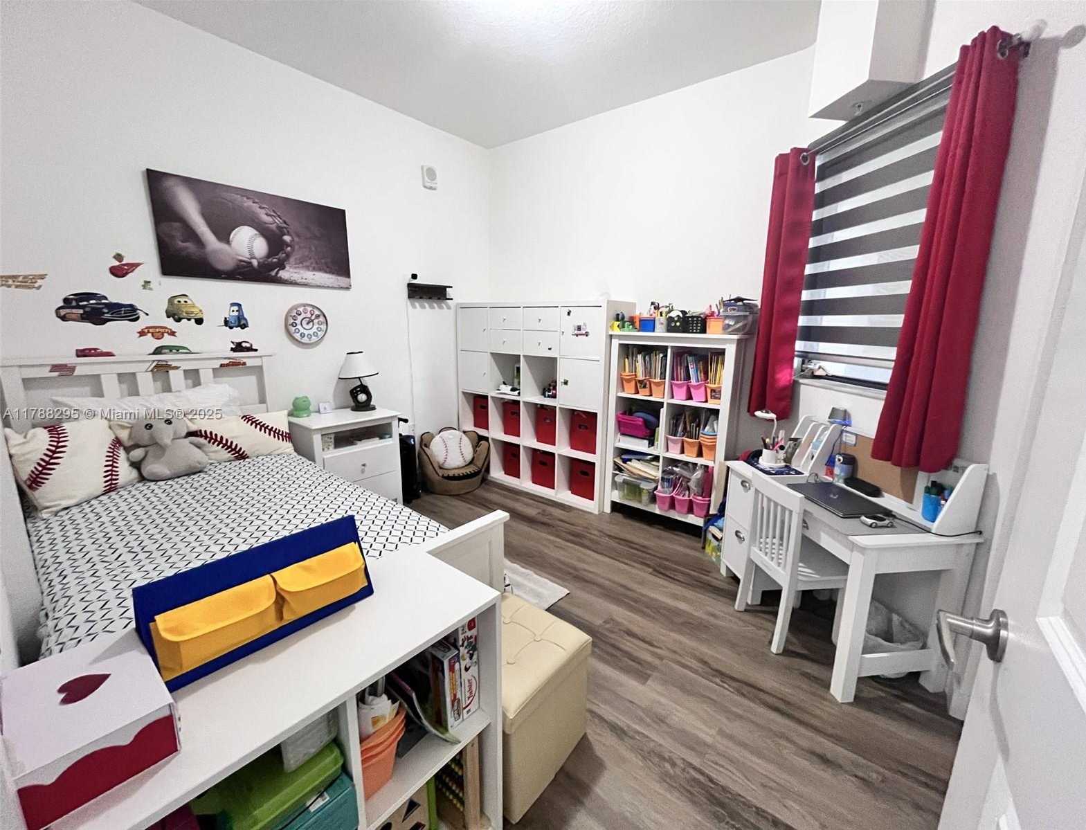 Small Image of 15500 SOUTH WEST 136TH ST #104, Miami Number 19