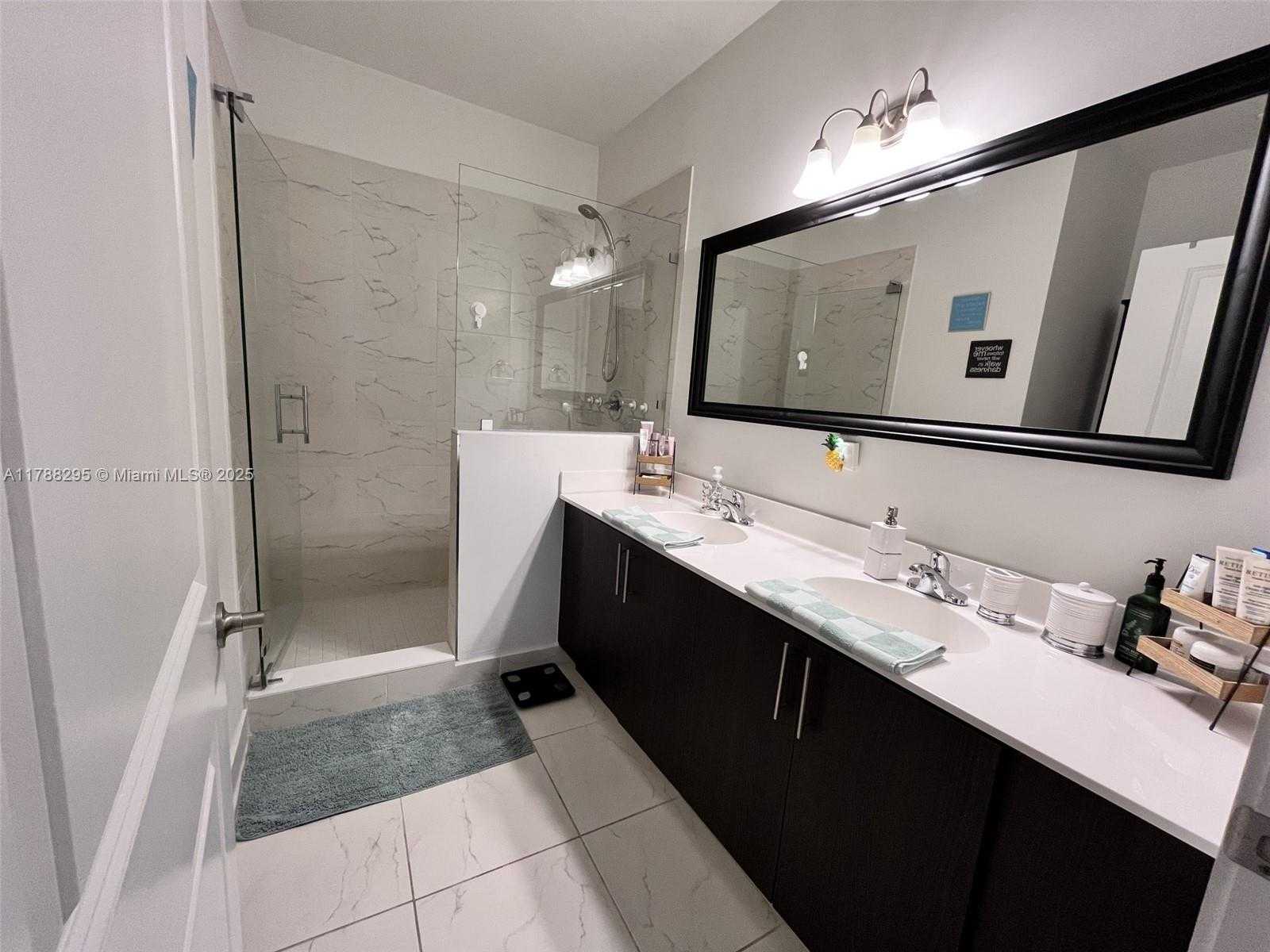 Small Image of 15500 SOUTH WEST 136TH ST #104, Miami Number 32