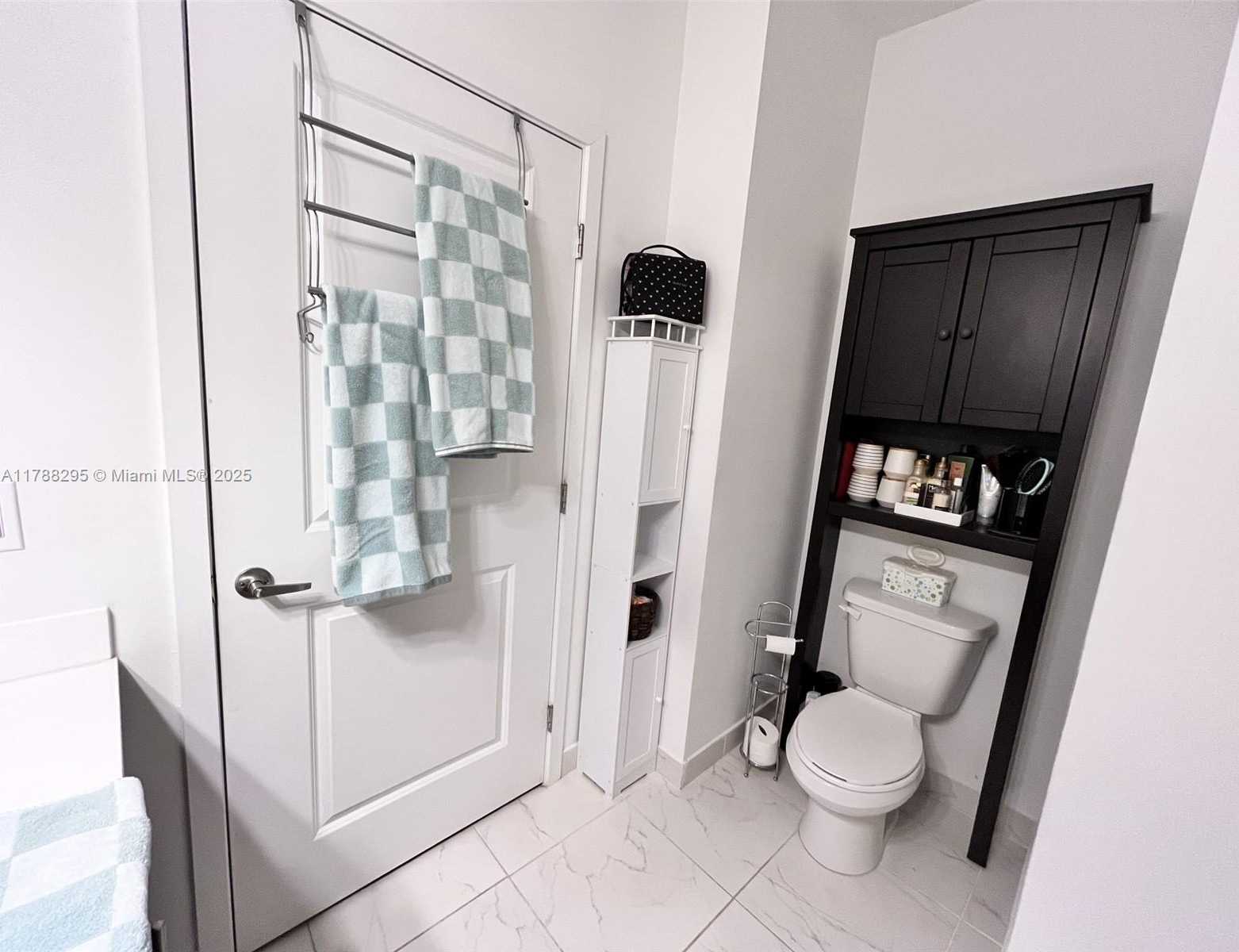 Small Image of 15500 SOUTH WEST 136TH ST #104, Miami Number 33
