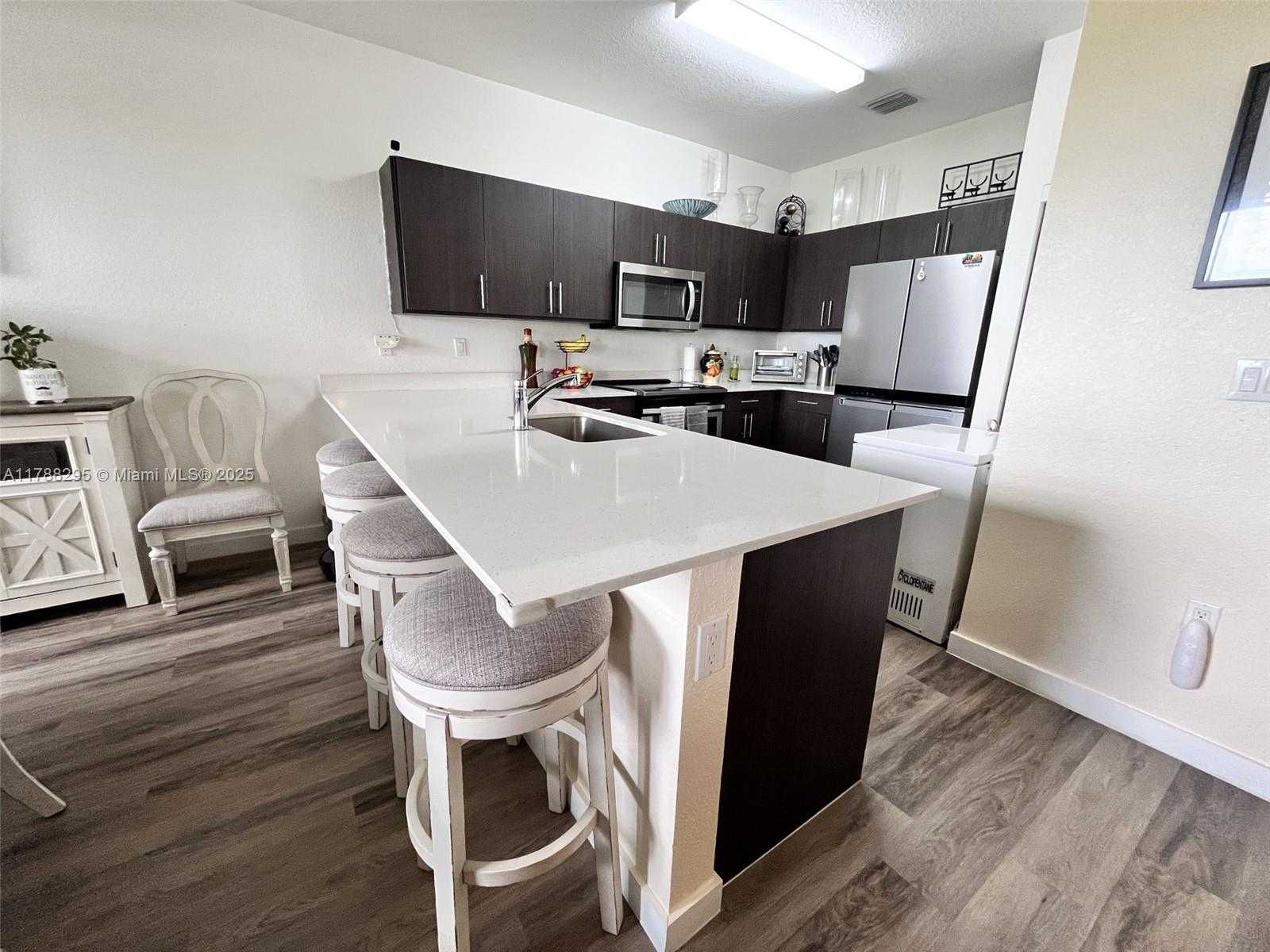 Small Image of 15500 SOUTH WEST 136TH ST #104, Miami Number 8