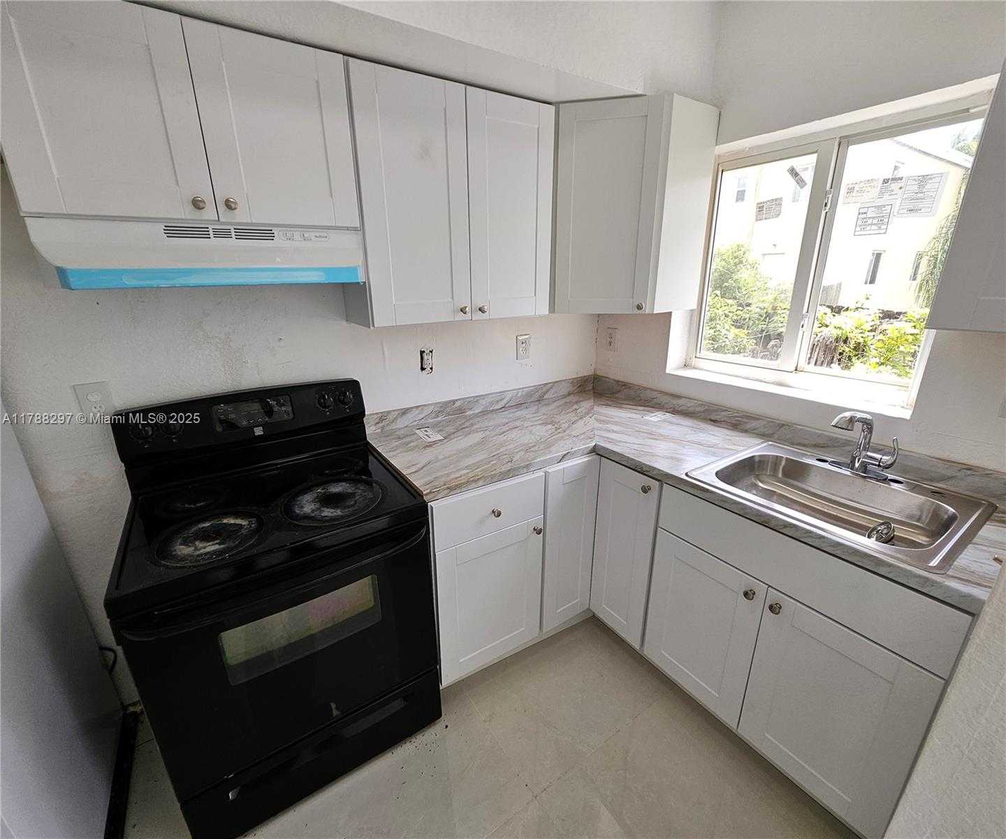 Small Image of 450 NORTH WEST 84TH ST #450, Miami Number 4