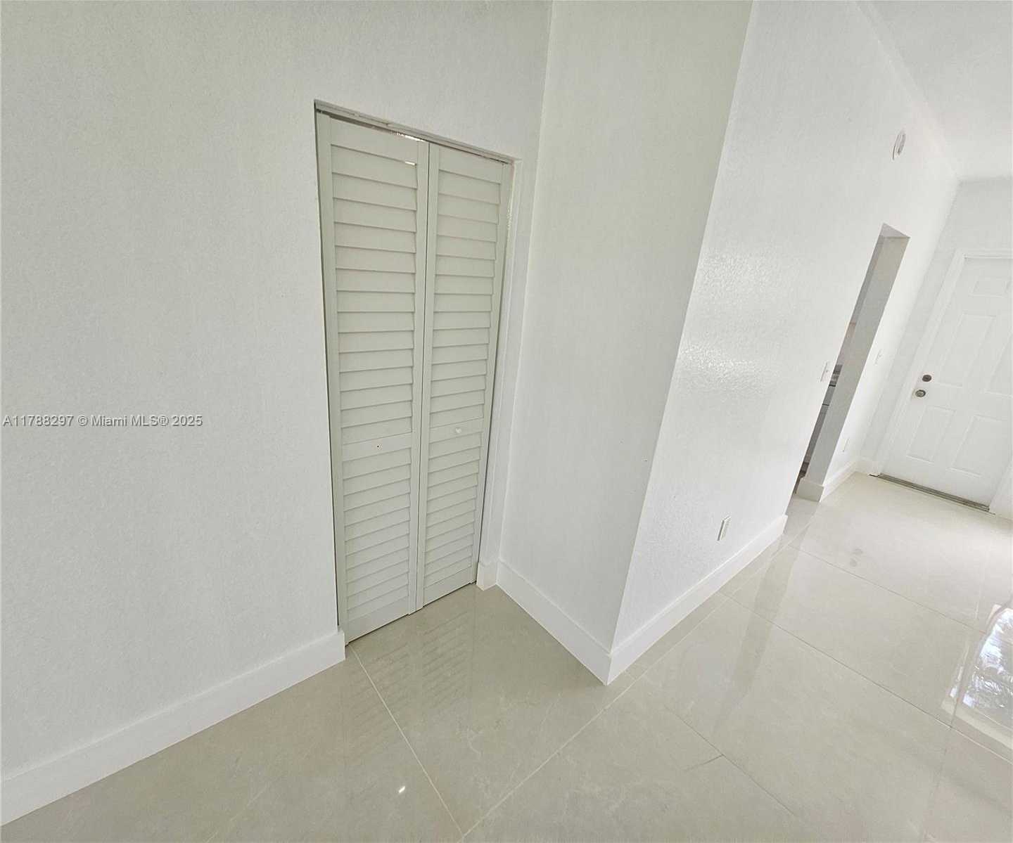 Small Image of 450 NORTH WEST 84TH ST #450, Miami Number 6