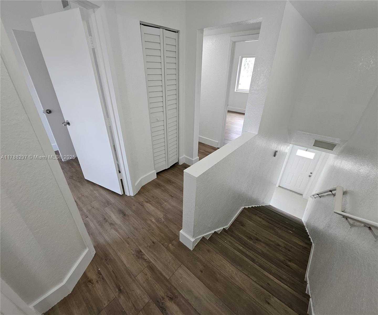 Small Image of 450 NORTH WEST 84TH ST #450, Miami Number 9
