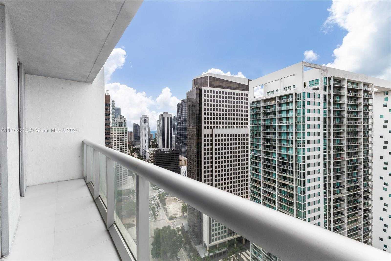 Small Image of 485 BRICKELL AVE #3508, Miami Number 26