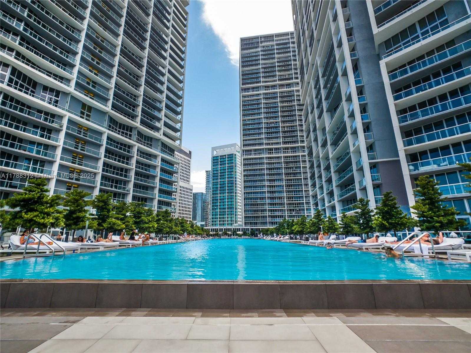 Small Image of 485 BRICKELL AVE #3508, Miami Number 35