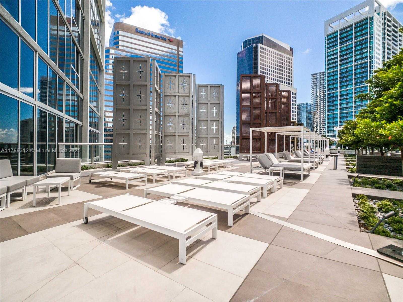 Small Image of 485 BRICKELL AVE #3508, Miami Number 38