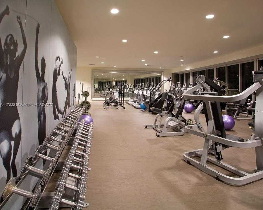 Small Image of 485 BRICKELL AVE #3508, Miami Number 41