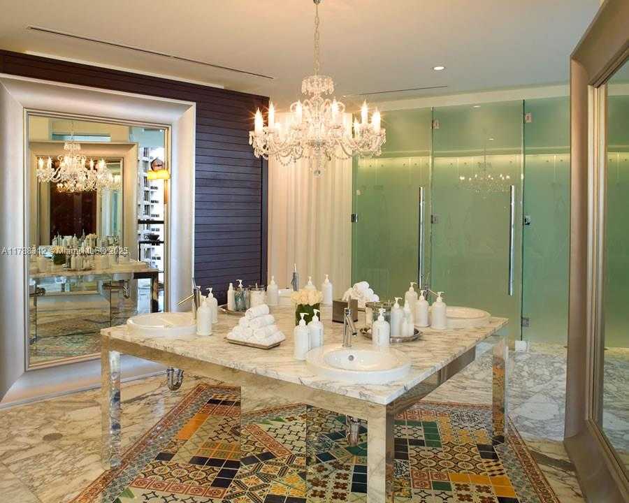 Small Image of 485 BRICKELL AVE #3508, Miami Number 54
