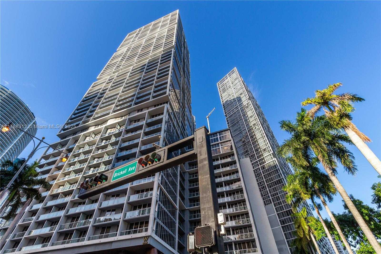 Small Image of 485 BRICKELL AVE #3508, Miami Number 67