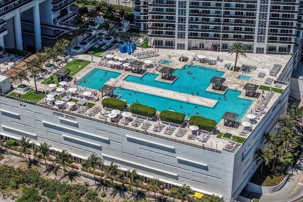 Small Image of 1830 SOUTH OCEAN DR #LPH4910, Hallandale Beach Number 37
