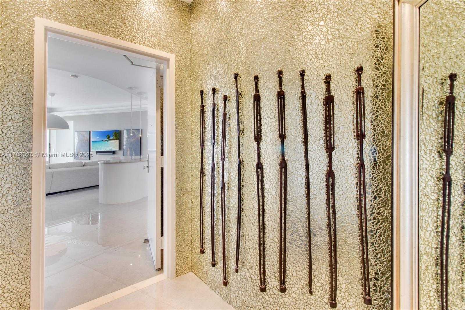 Small Image of 450 ALTON RD #4104, Miami Beach Number 3
