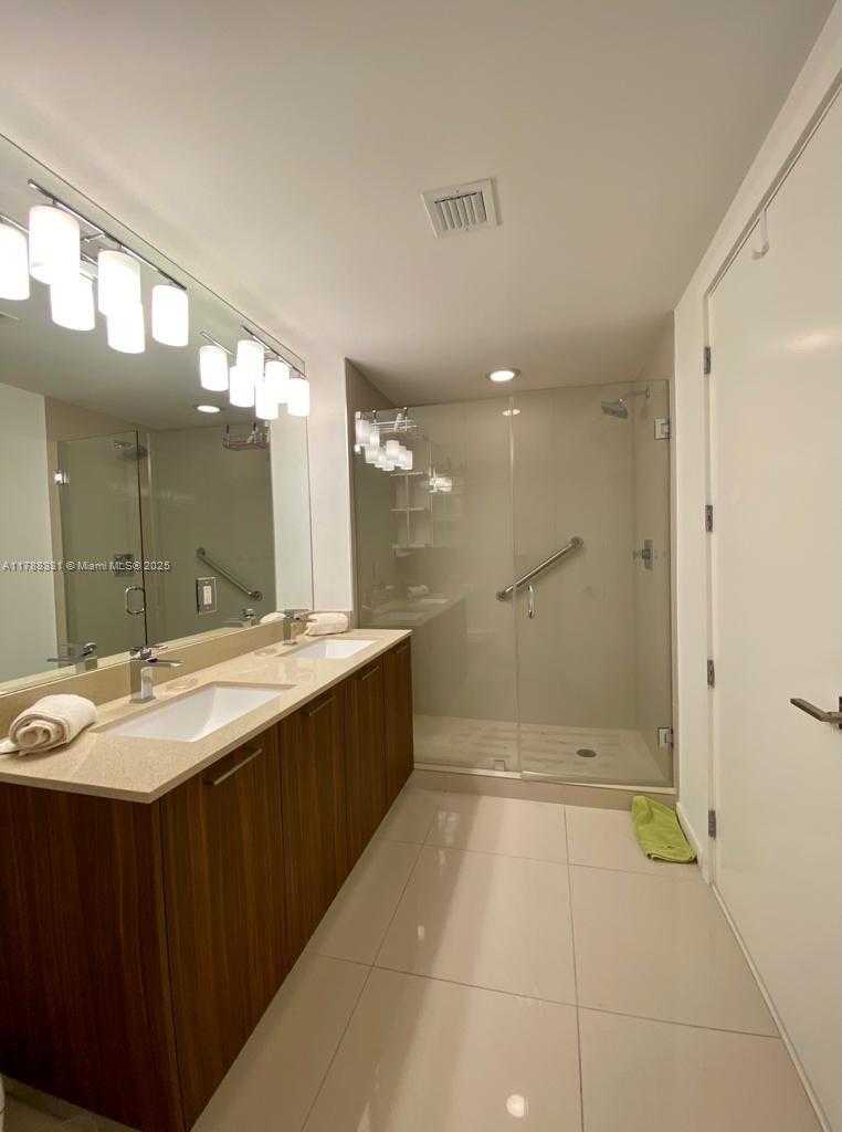 Small Image of 5300 PASEO BLVD #1001, Doral Number 11