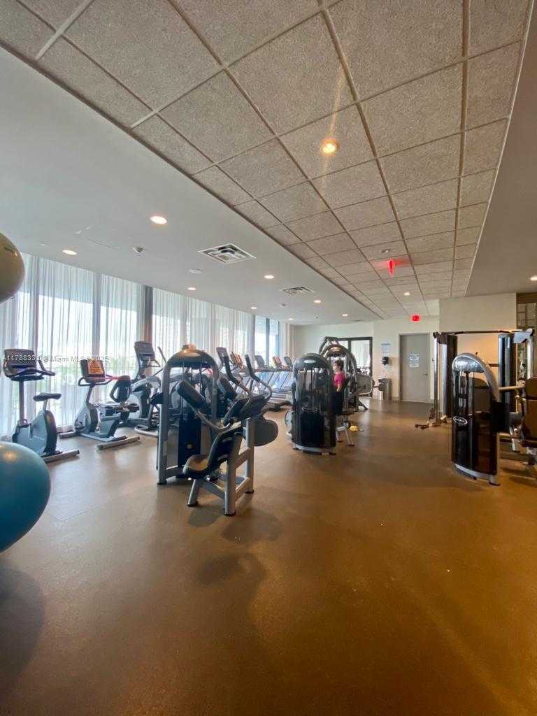 Small Image of 5300 PASEO BLVD #1001, Doral Number 20