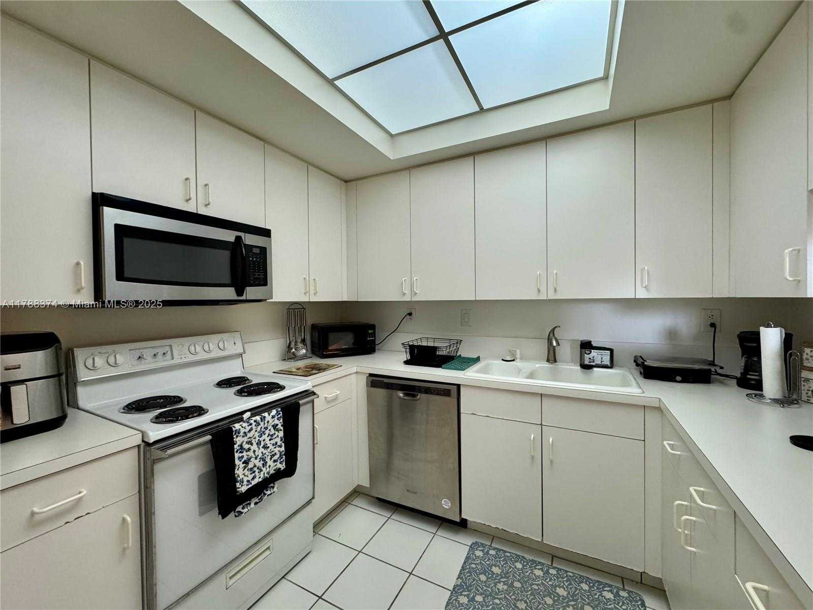 Small Image of 9805 NORTH WEST 52ND ST #420, Doral Number 10