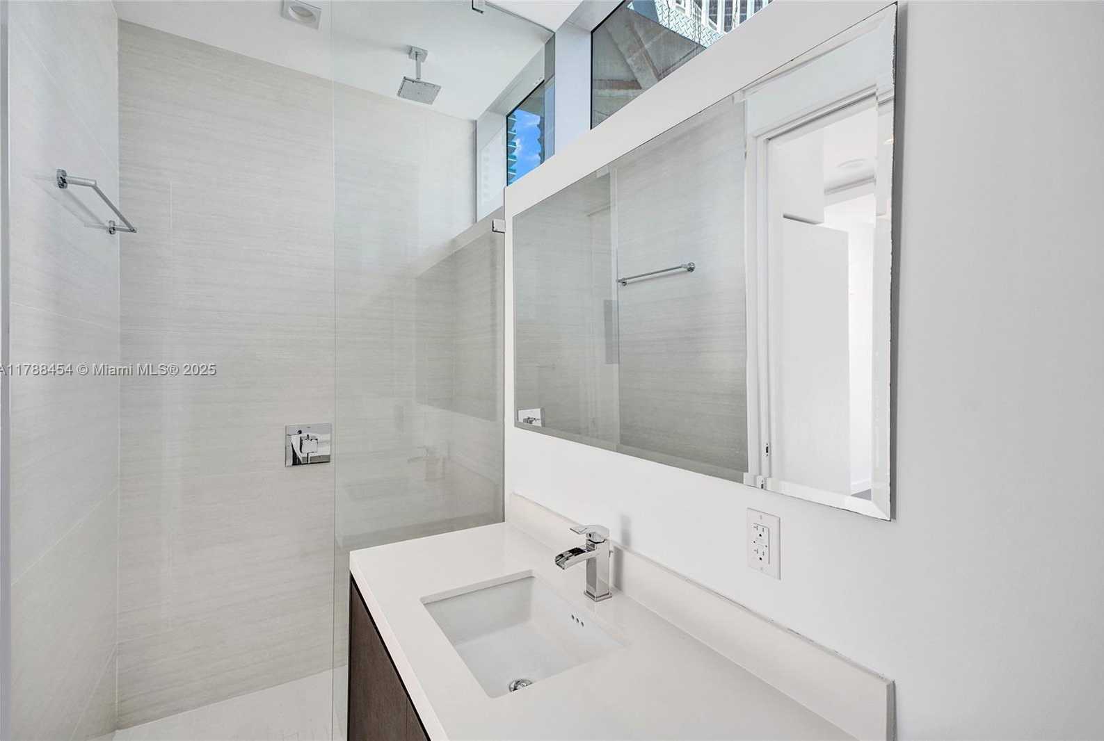 Small Image of 851 NORTH EAST 1ST AVE, CABANA #7, Miami Number 13