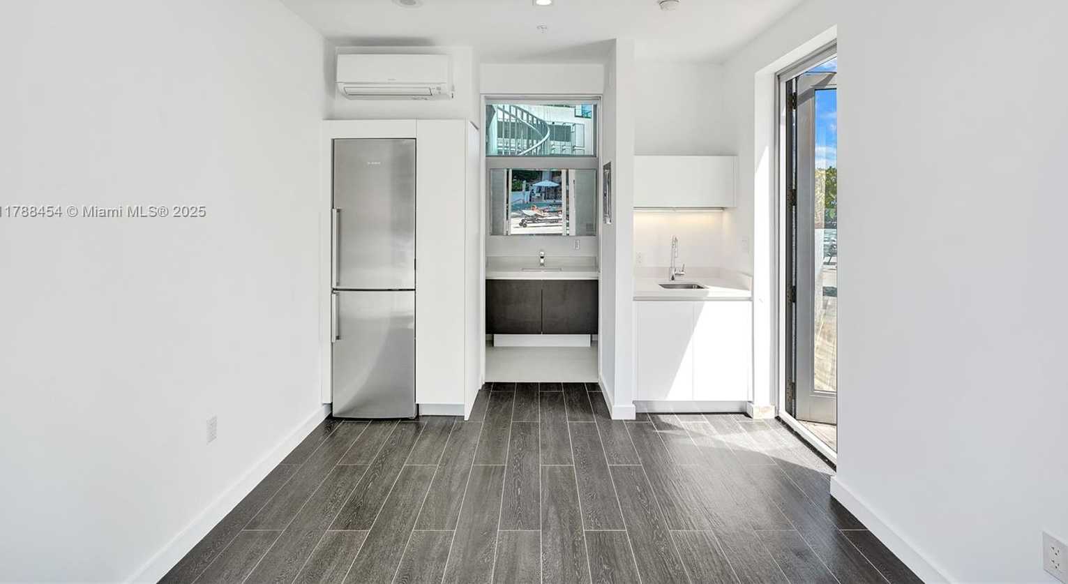 Small Image of 851 NORTH EAST 1ST AVE, CABANA #7, Miami Number 7