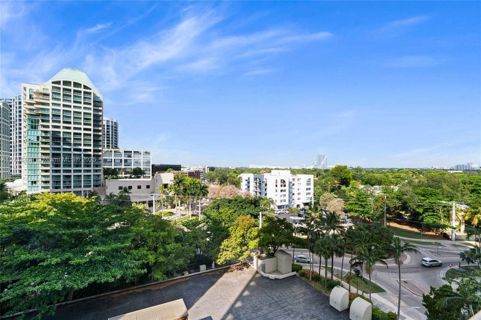 Small Image of 2678 TIGERTAIL AVE #615, Miami Number 37