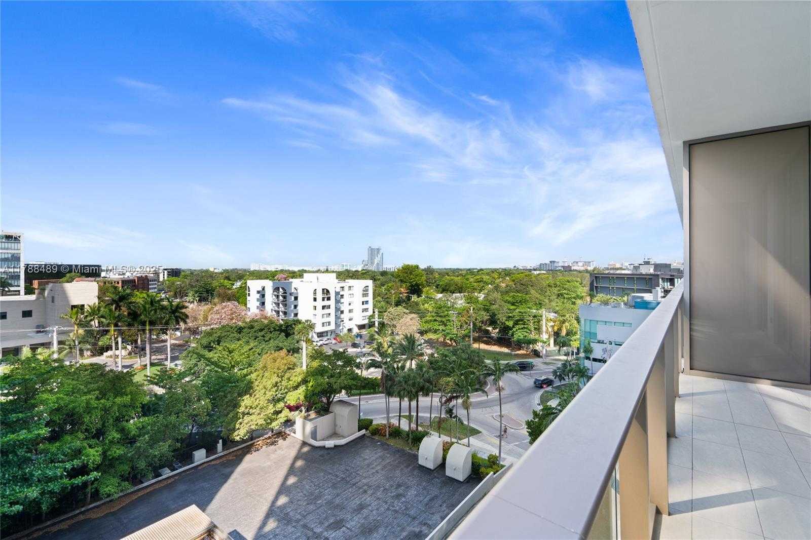 Small Image of 2678 TIGERTAIL AVE #615, Miami Number 41