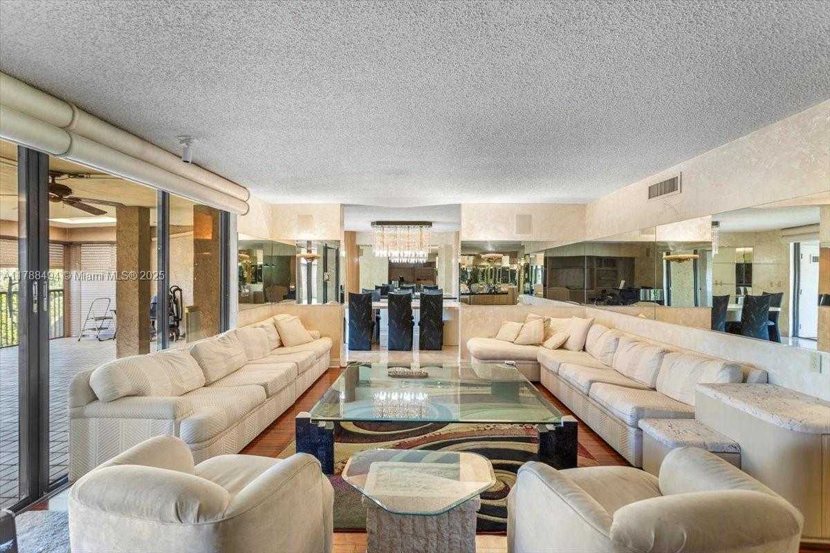 Small Image of 2808 NORTH 46TH AVE #E650, Hollywood Number 14