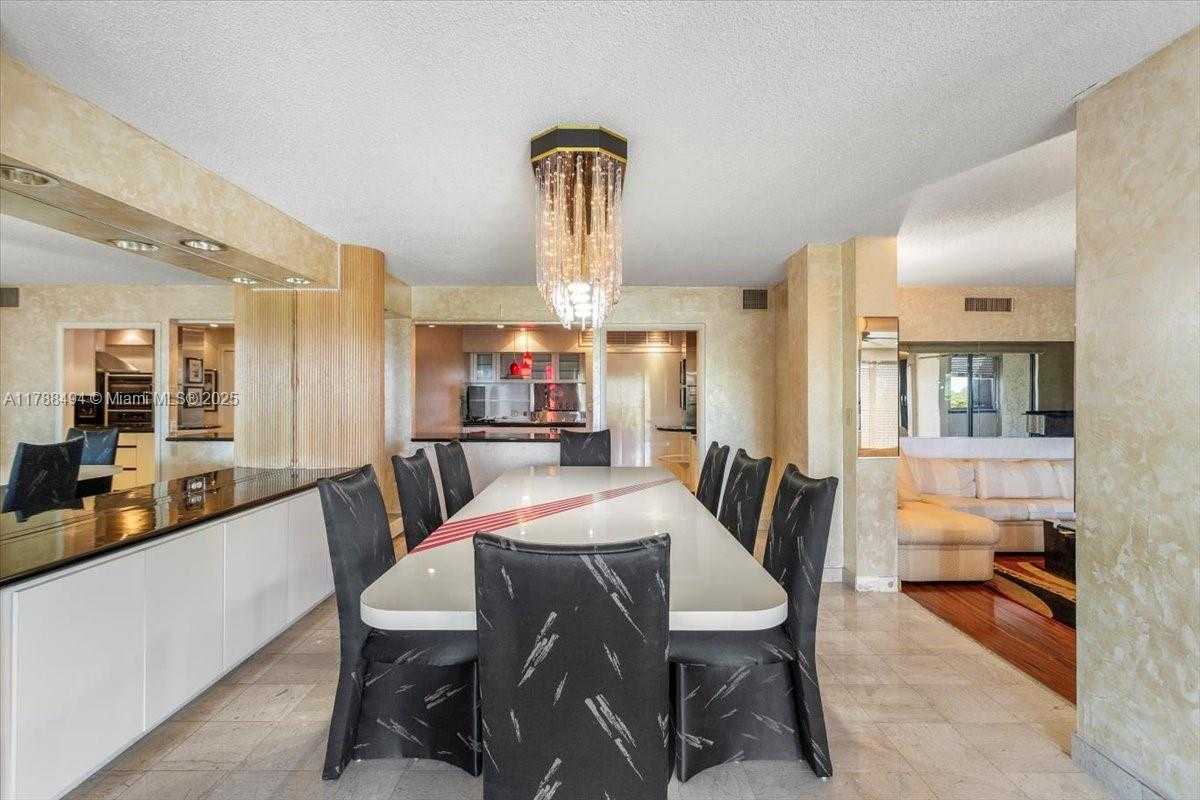 Small Image of 2808 NORTH 46TH AVE #E650, Hollywood Number 18