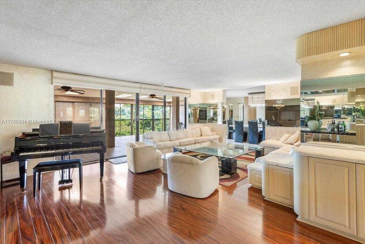 Small Image of 2808 NORTH 46TH AVE #E650, Hollywood Number 19