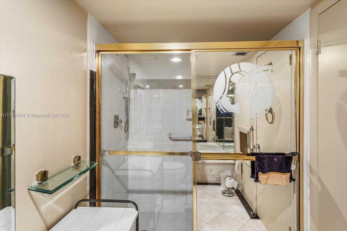 Small Image of 2808 NORTH 46TH AVE #E650, Hollywood Number 37