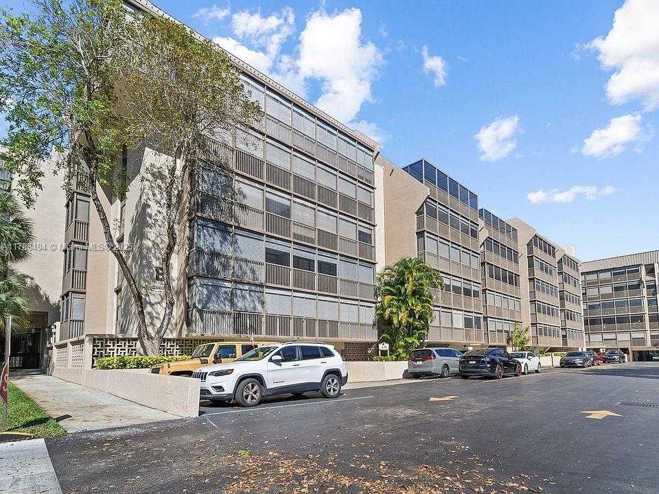 Small Image of 2808 NORTH 46TH AVE #E650, Hollywood Number 44