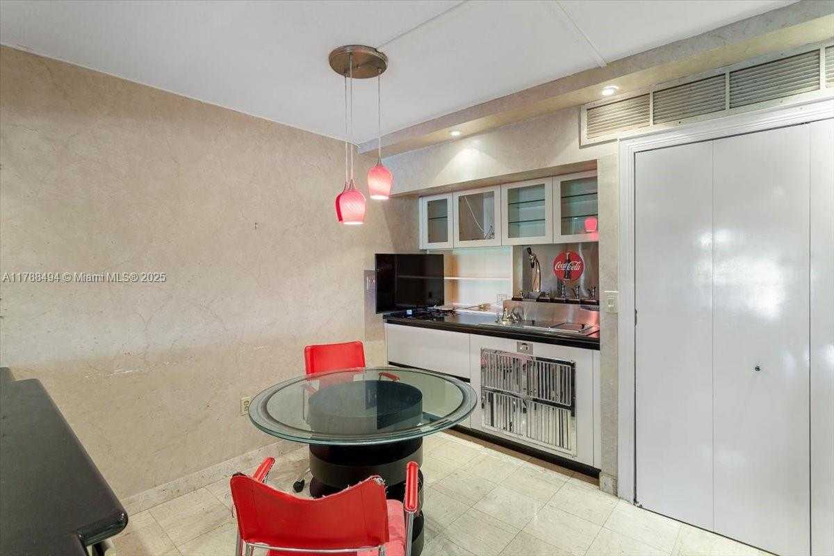 Small Image of 2808 NORTH 46TH AVE #E650, Hollywood Number 6