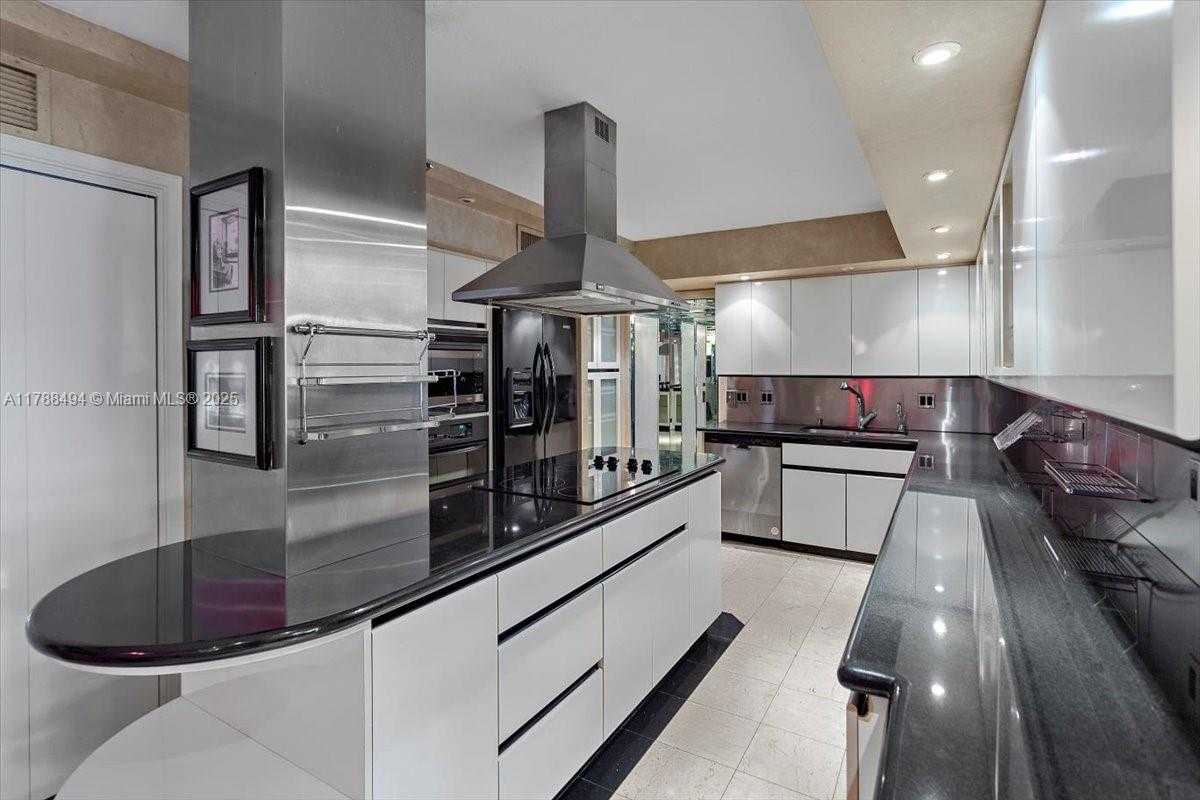 Small Image of 2808 NORTH 46TH AVE #E650, Hollywood Number 8