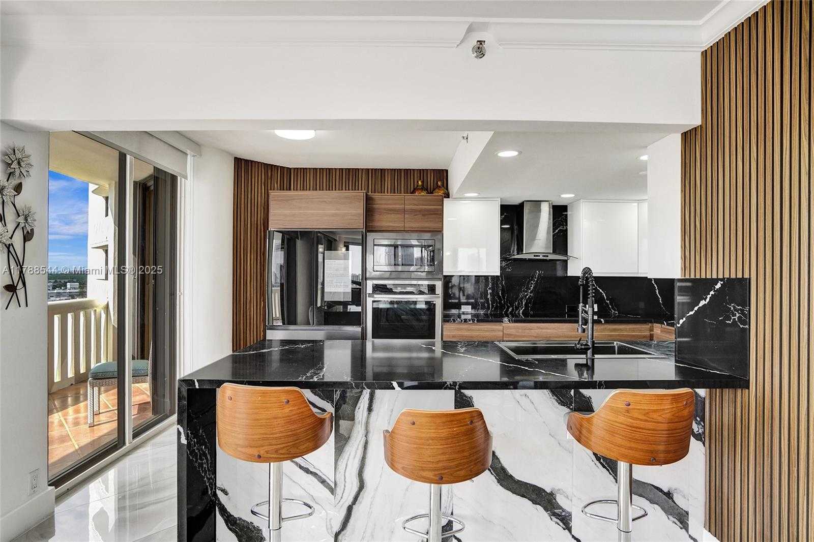 Small Image of 3000 ISLAND BLVD #1106, Aventura Number 15