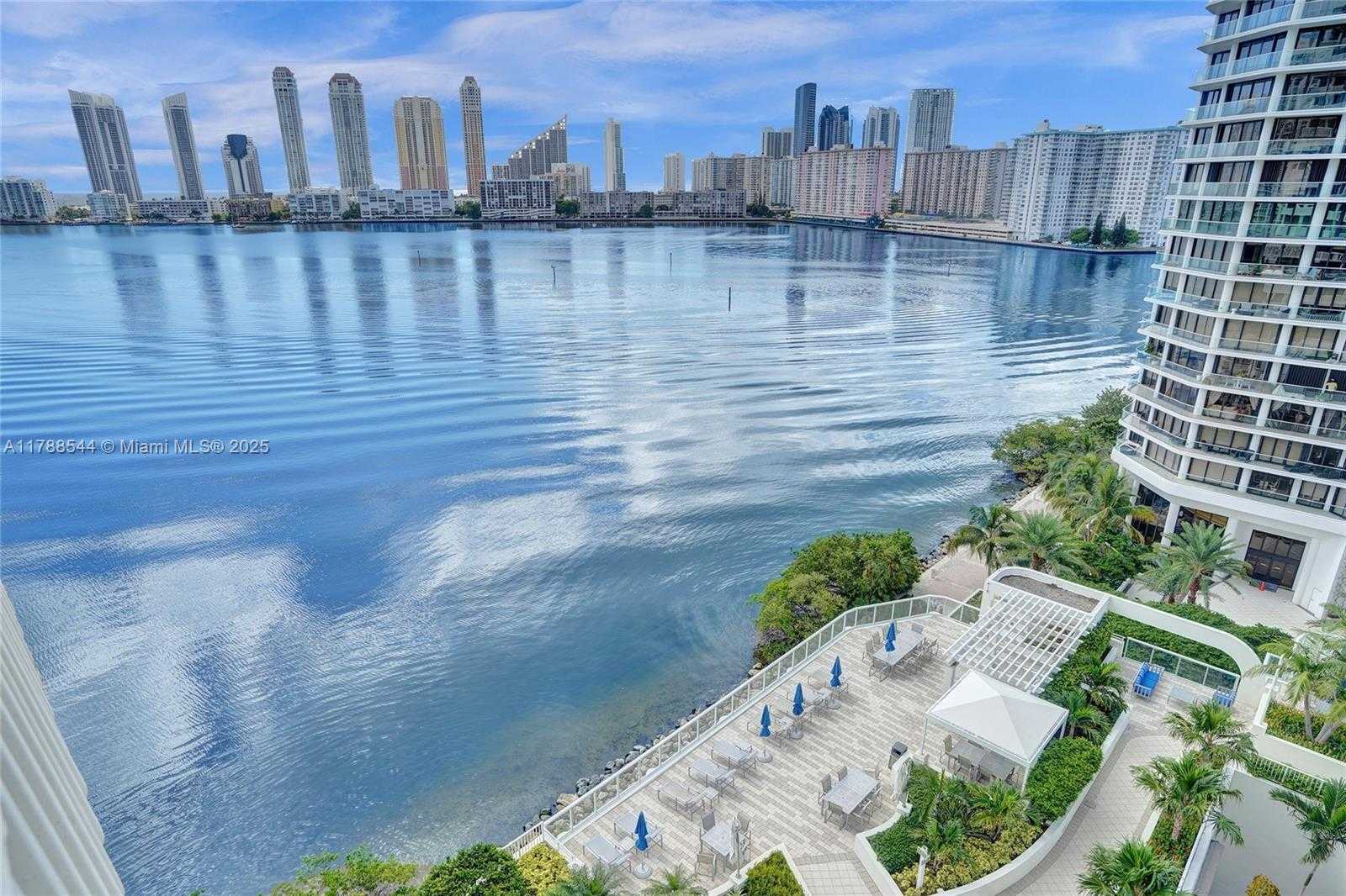 Small Image of 3000 ISLAND BLVD #1106, Aventura Number 39