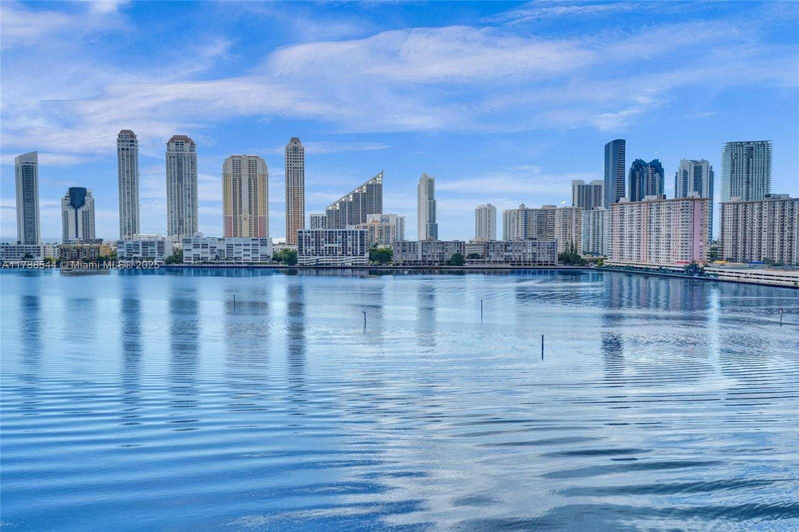 Small Image of 3000 ISLAND BLVD #1106, Aventura Number 41