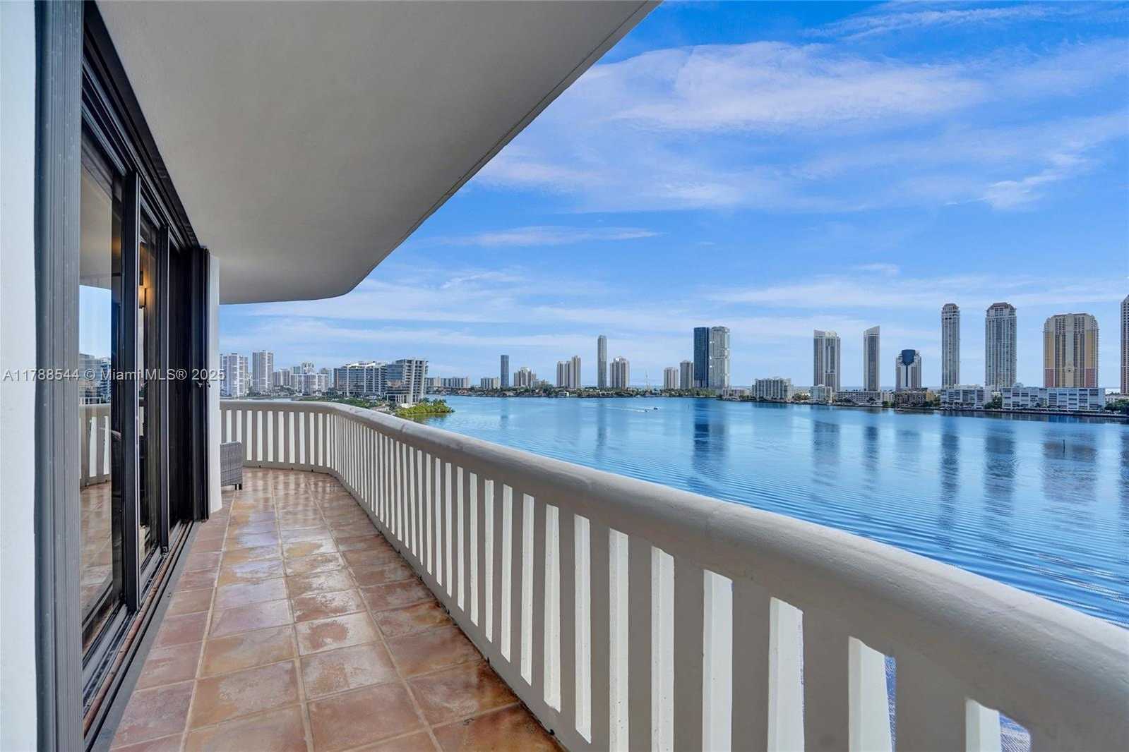 Small Image of 3000 ISLAND BLVD #1106, Aventura Number 44