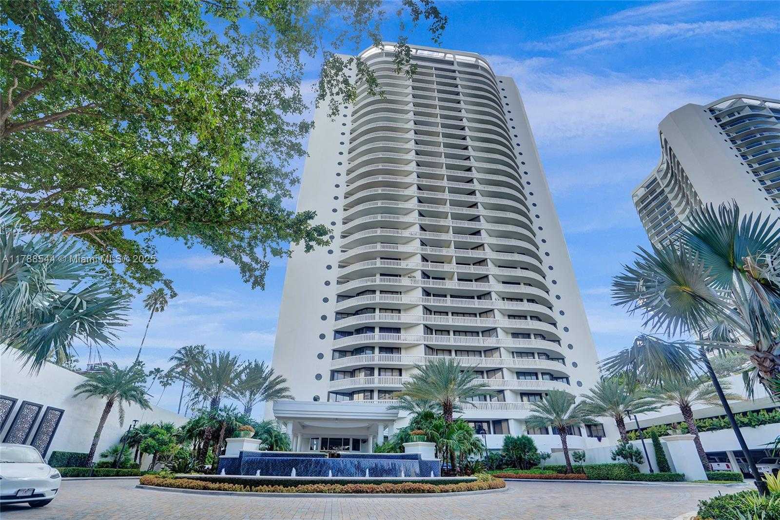Small Image of 3000 ISLAND BLVD #1106, Aventura Number 68