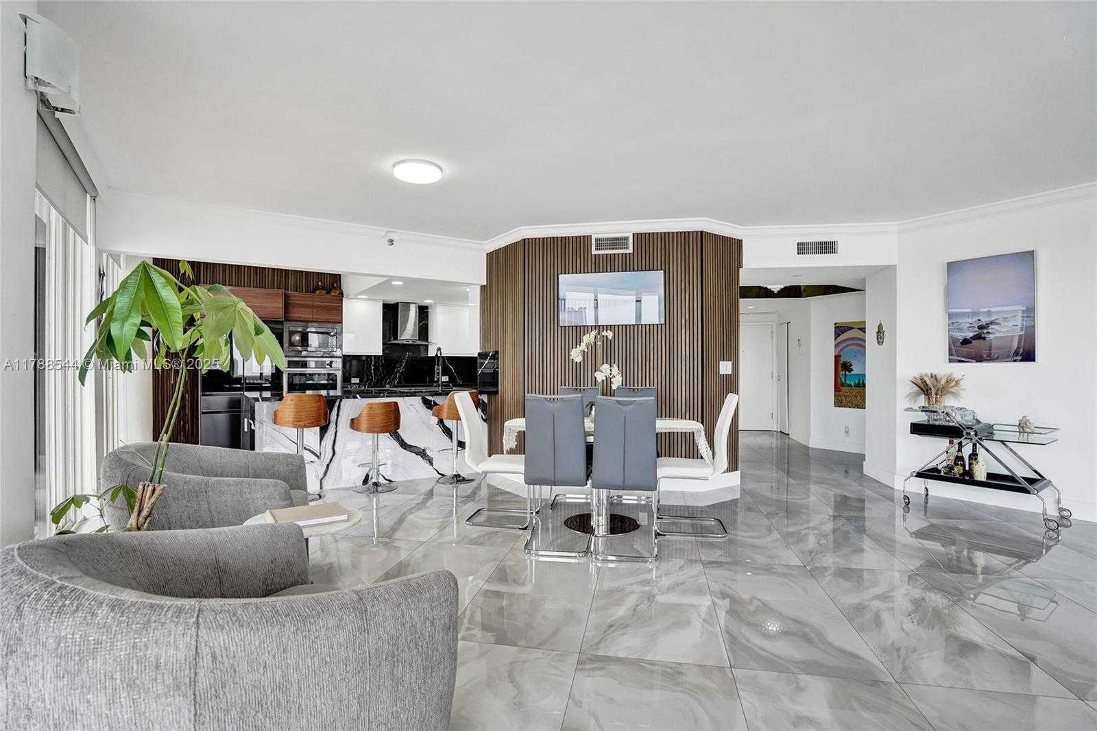 Small Image of 3000 ISLAND BLVD #1106, Aventura Number 9