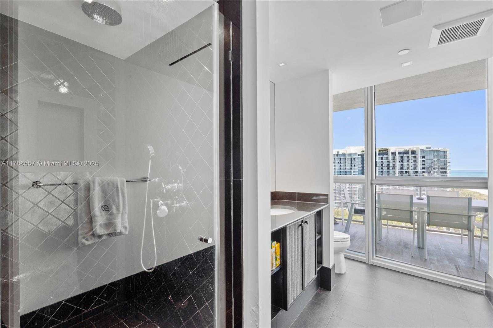 Small Image of 101 20TH ST #2007, Miami Beach Number 9