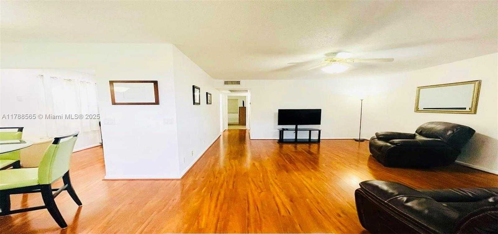 Small Image of 497 WEST TILFORD W #W, Deerfield Beach Number 2
